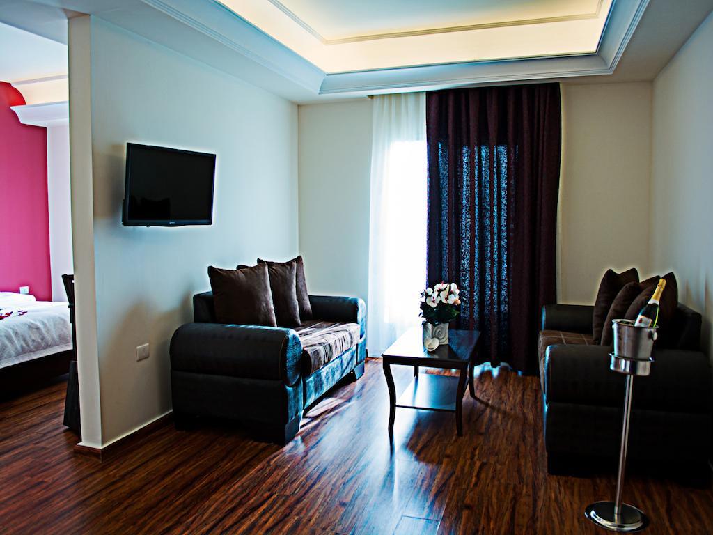 Al Murjan Palace Hotel Jounieh Værelse billede